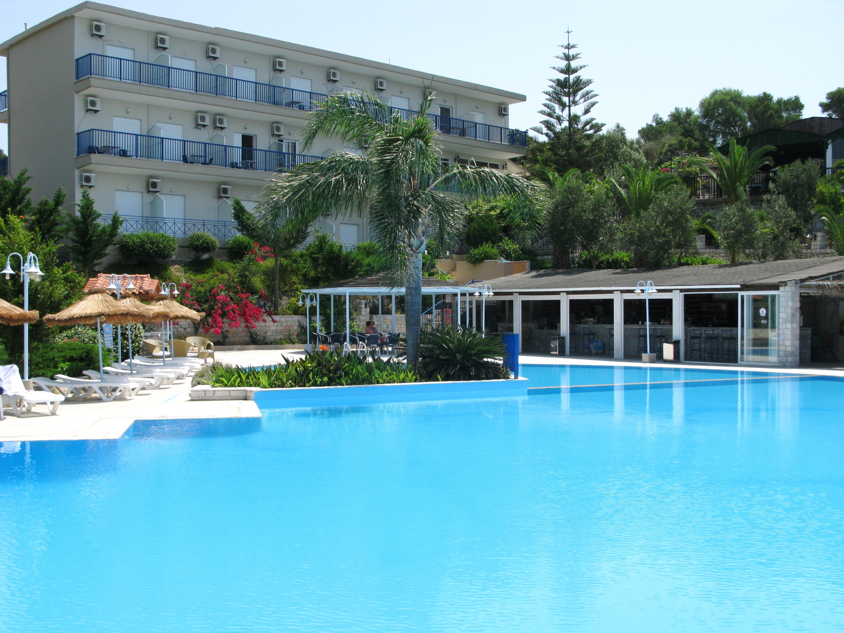 Hotel Golden Sun 피니코운타 외부 사진