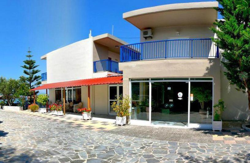 Hotel Golden Sun 피니코운타 외부 사진
