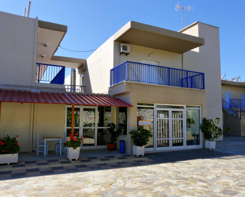 Hotel Golden Sun 피니코운타 외부 사진